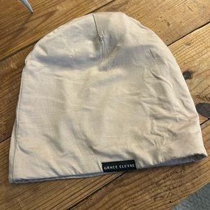 NWOT Oprah’s fav things! Satin lined cap